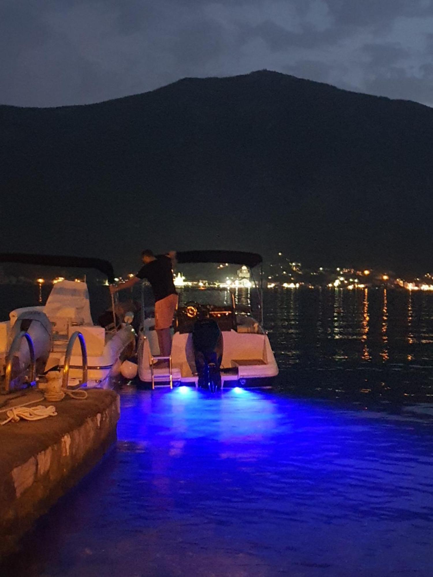 La Grande Apartments Kotor Eksteriør bilde