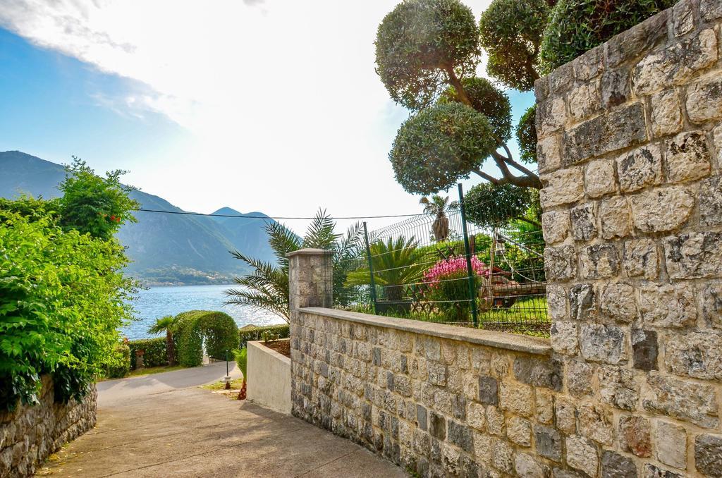 La Grande Apartments Kotor Eksteriør bilde