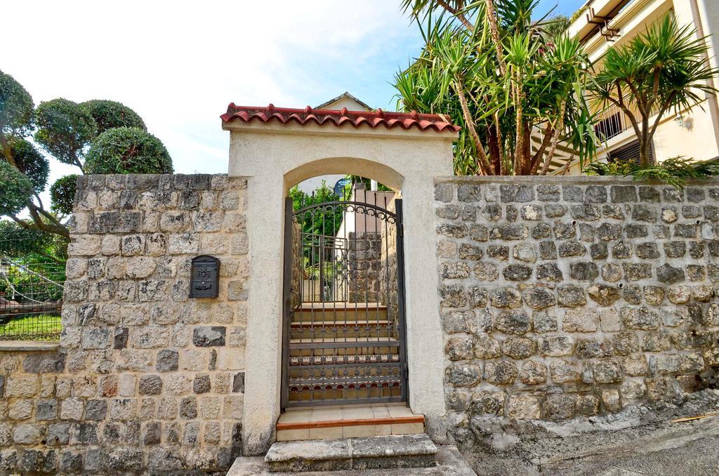 La Grande Apartments Kotor Eksteriør bilde