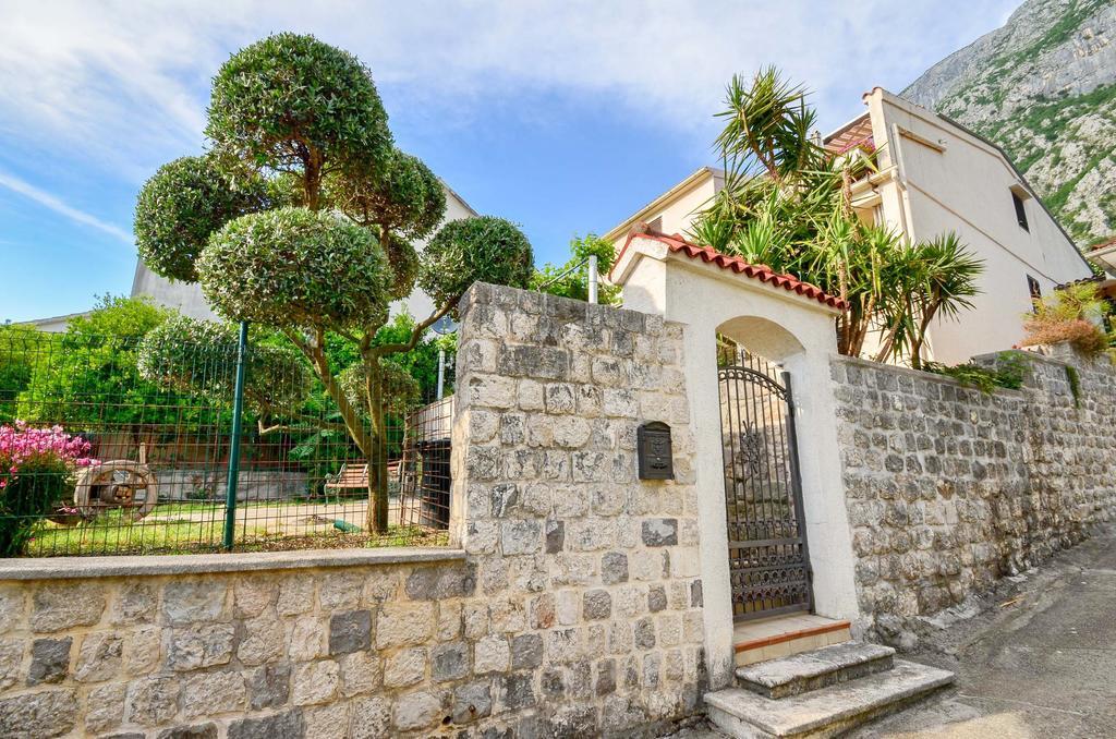 La Grande Apartments Kotor Eksteriør bilde