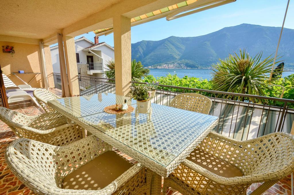 La Grande Apartments Kotor Eksteriør bilde